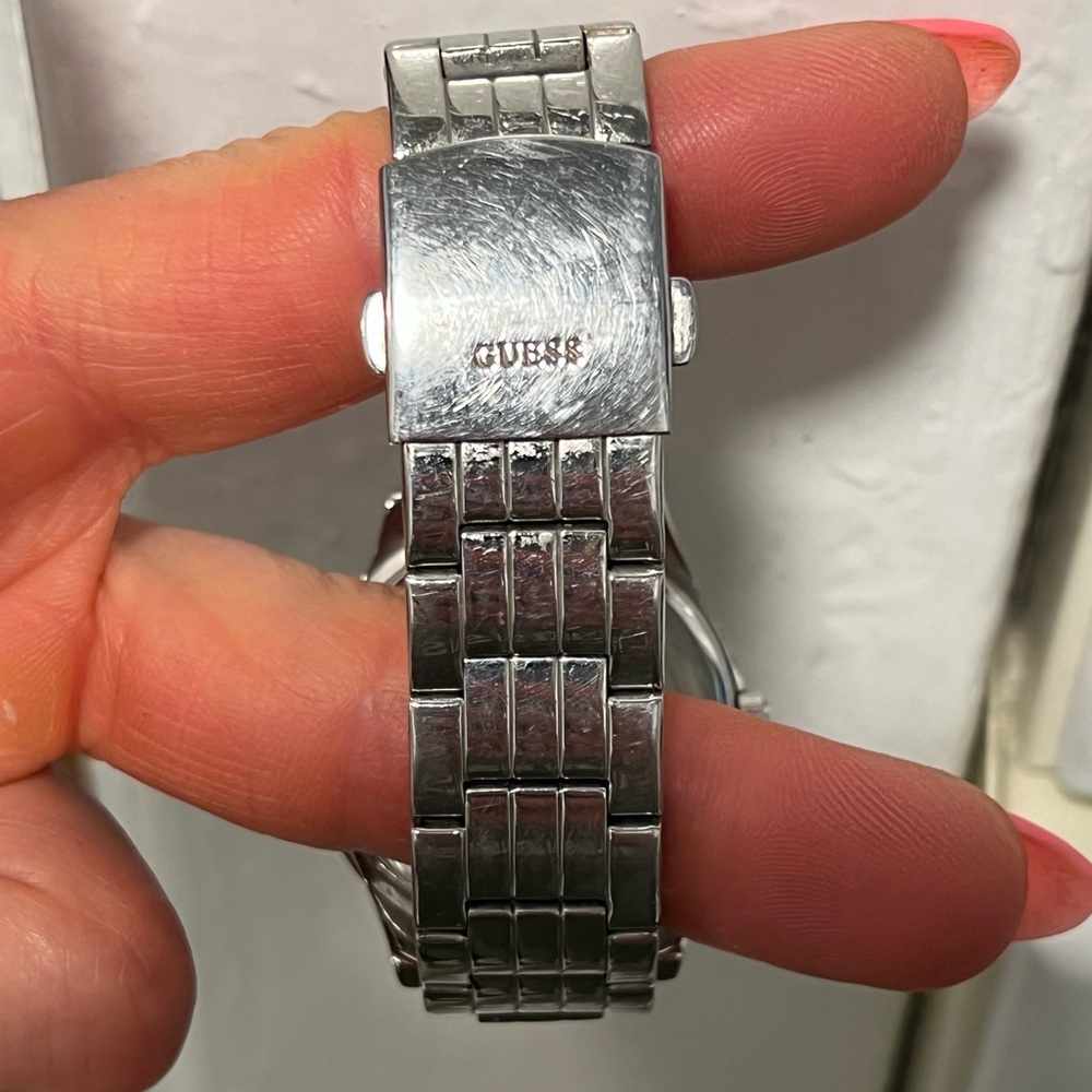 Guess Watch - Picture 2 of 4